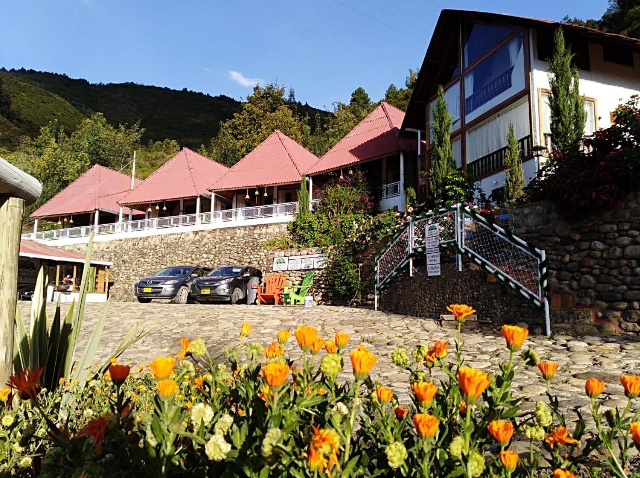 Hotel Cabanas El Rincon De Las Campanas Nobsa Eksteriør bilde