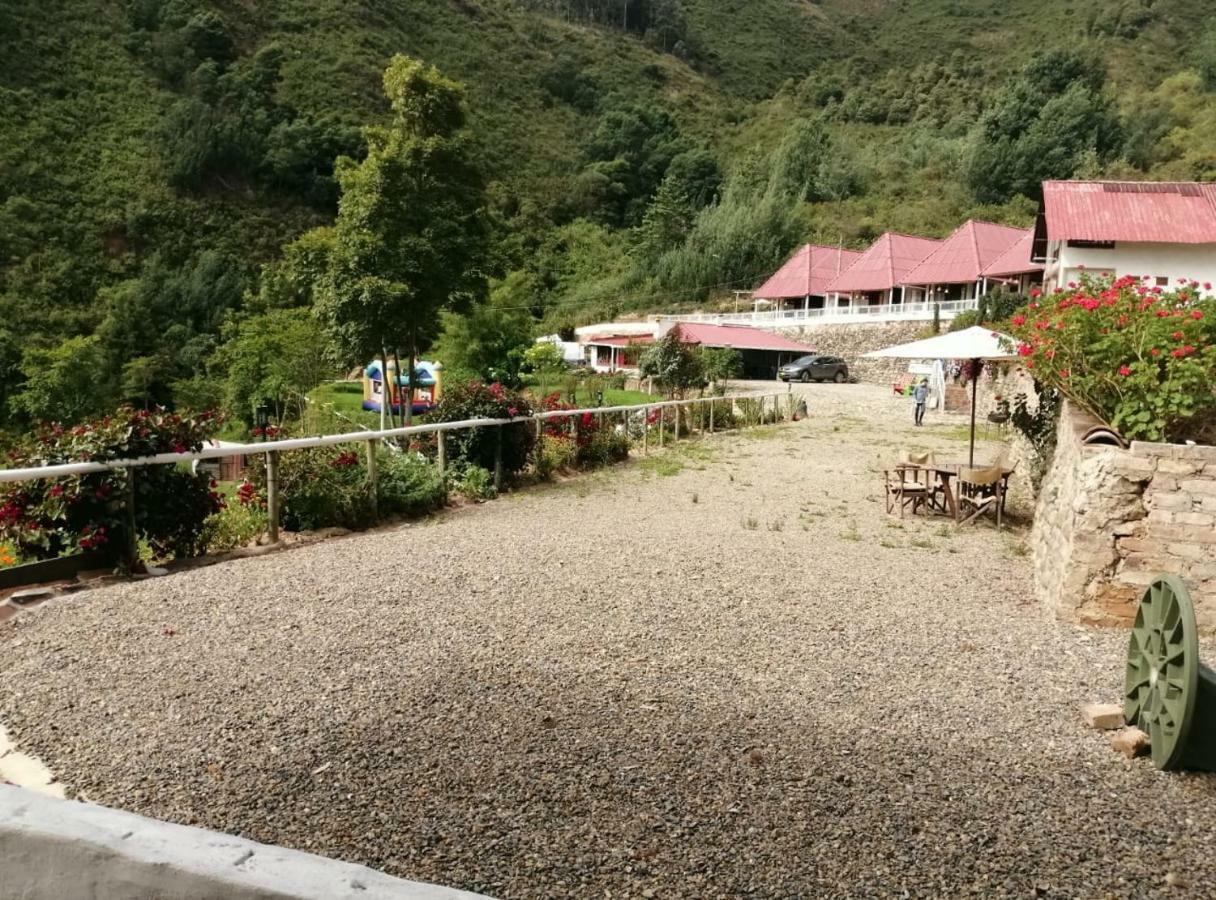 Hotel Cabanas El Rincon De Las Campanas Nobsa Eksteriør bilde