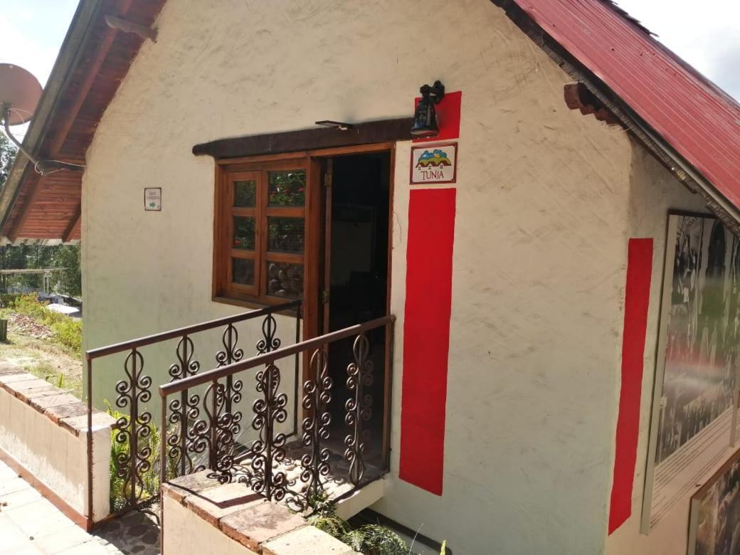 Hotel Cabanas El Rincon De Las Campanas Nobsa Eksteriør bilde